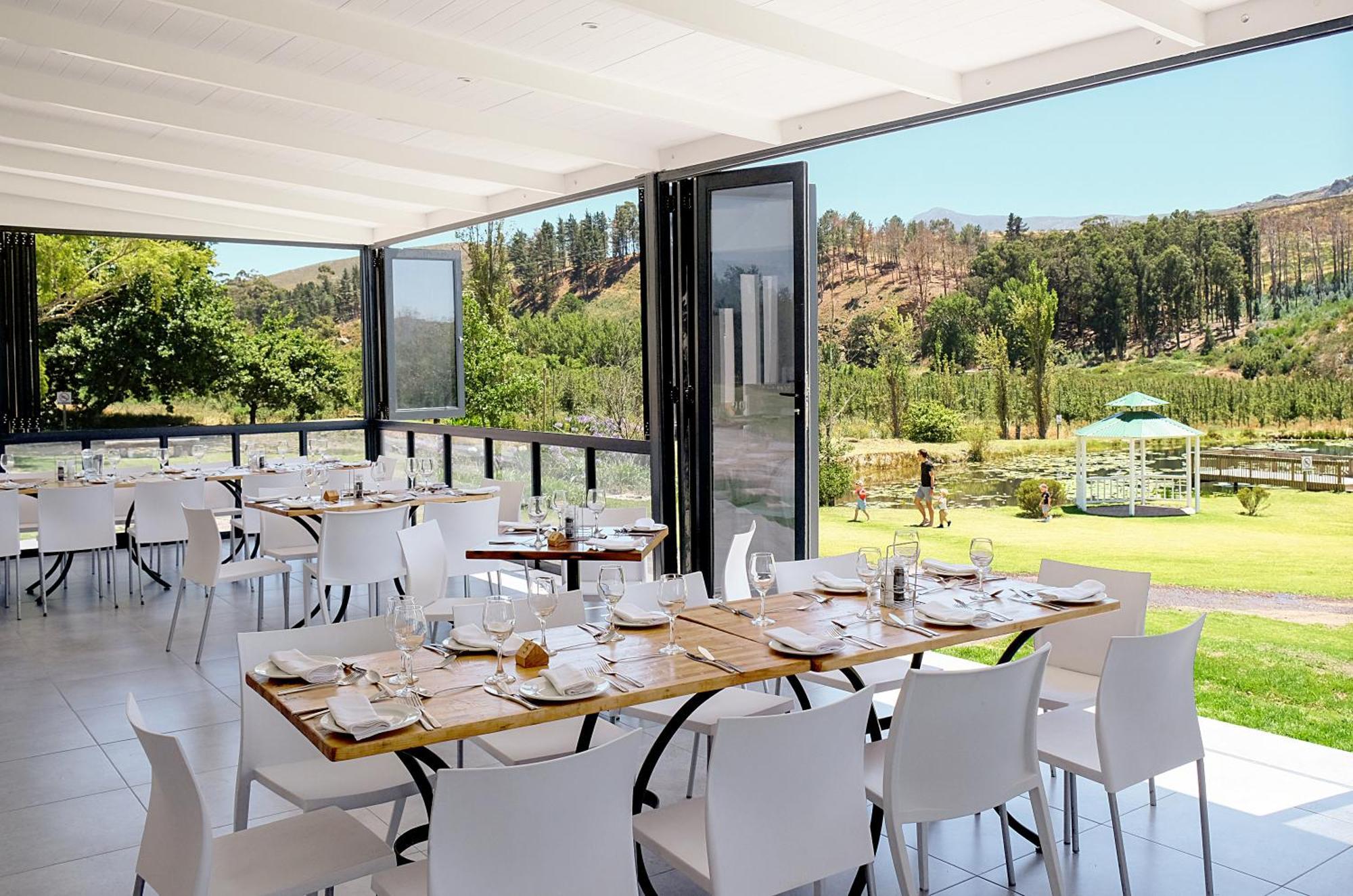 Houw Hoek Hotel Botrivier Esterno foto