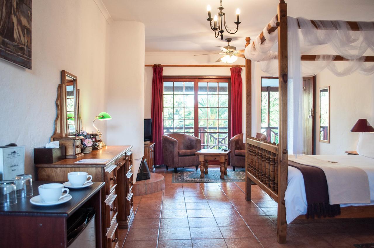 Houw Hoek Hotel Botrivier Esterno foto